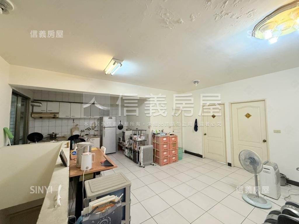 北祥街大面寬店面附雙車位房屋室內格局與周邊環境