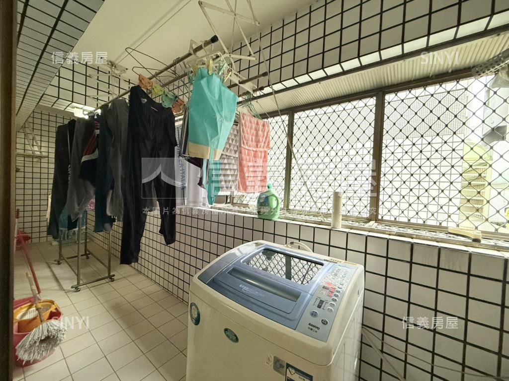 北祥街大面寬店面附雙車位房屋室內格局與周邊環境