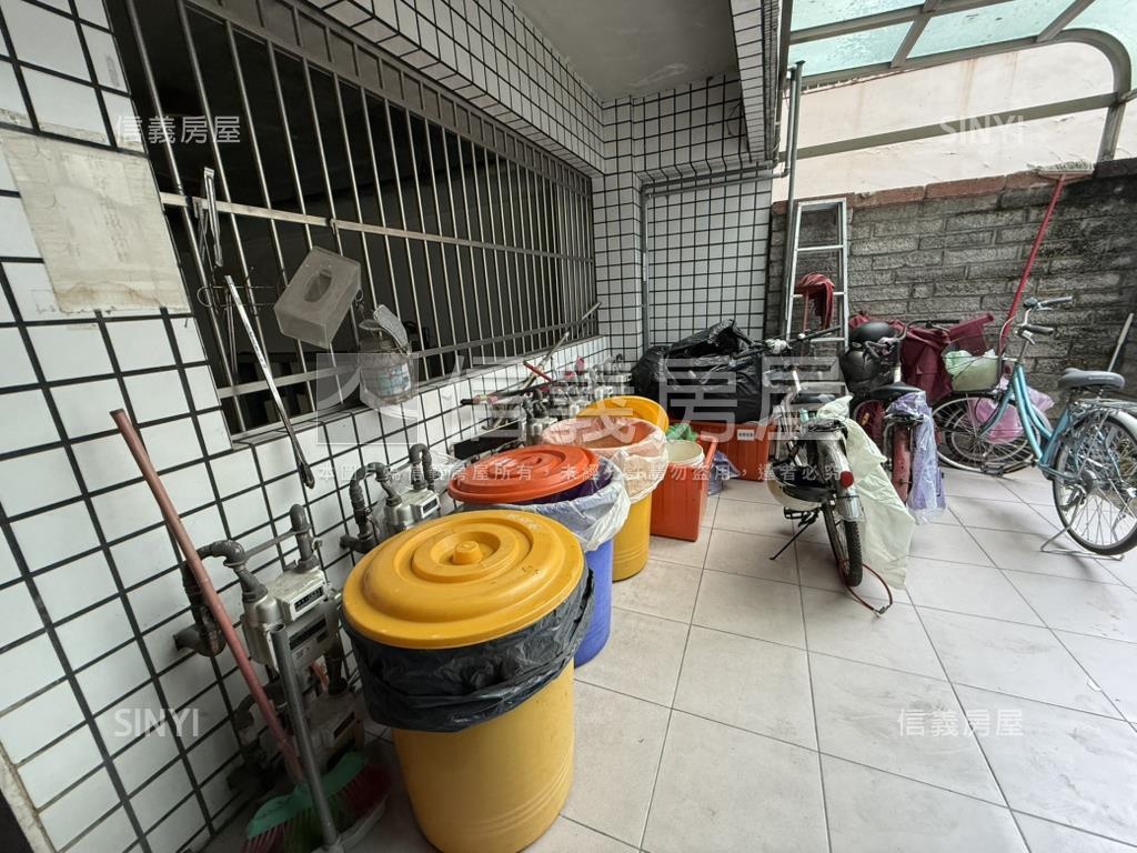 北祥街大面寬店面附雙車位房屋室內格局與周邊環境