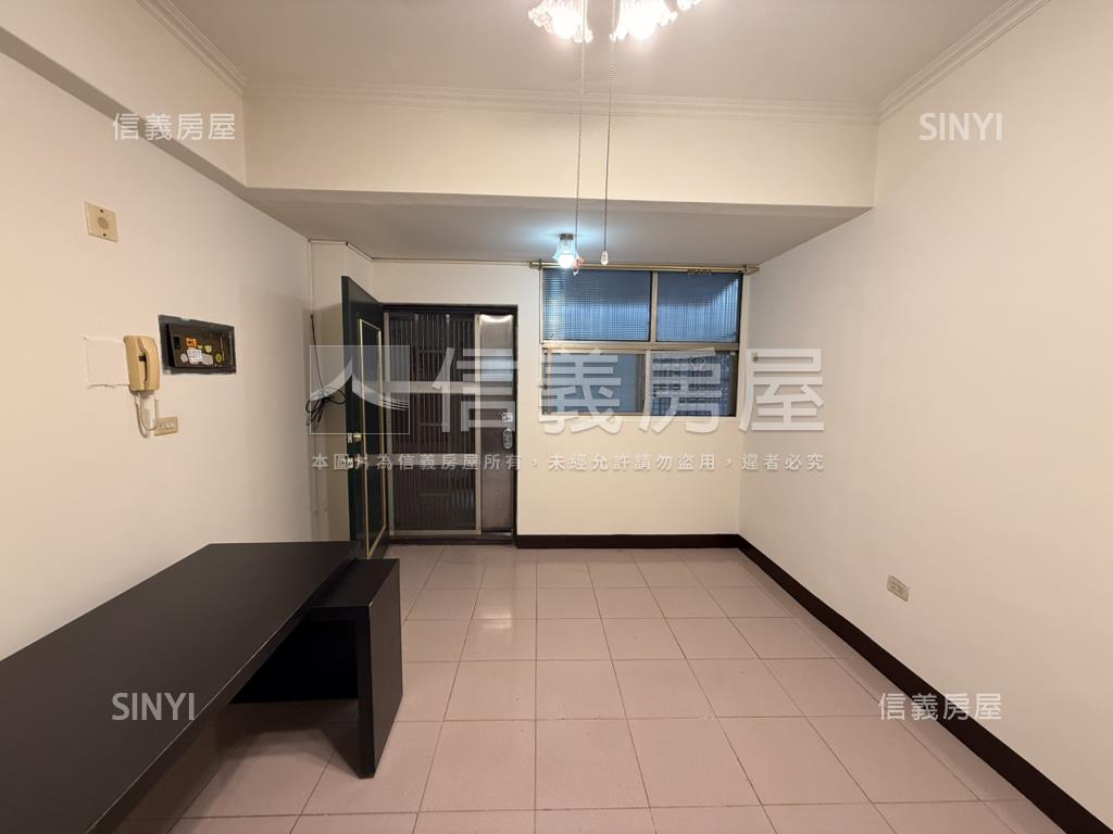 金門三街華廈讚喔房屋室內格局與周邊環境