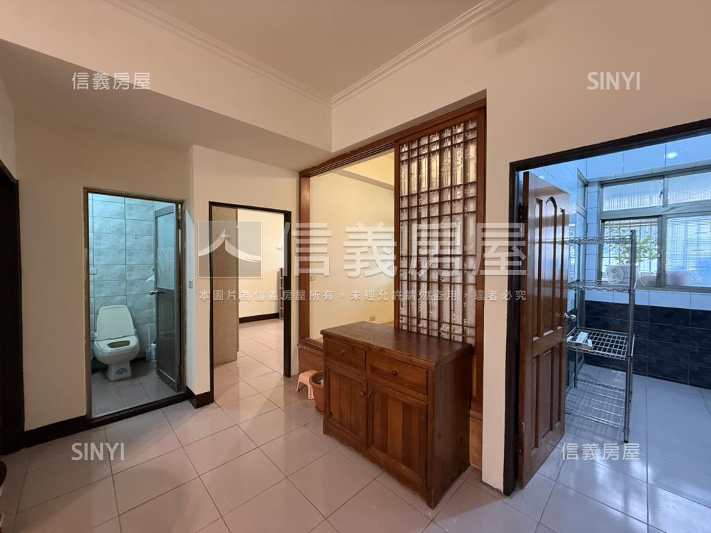 金門三街華廈讚喔房屋室內格局與周邊環境
