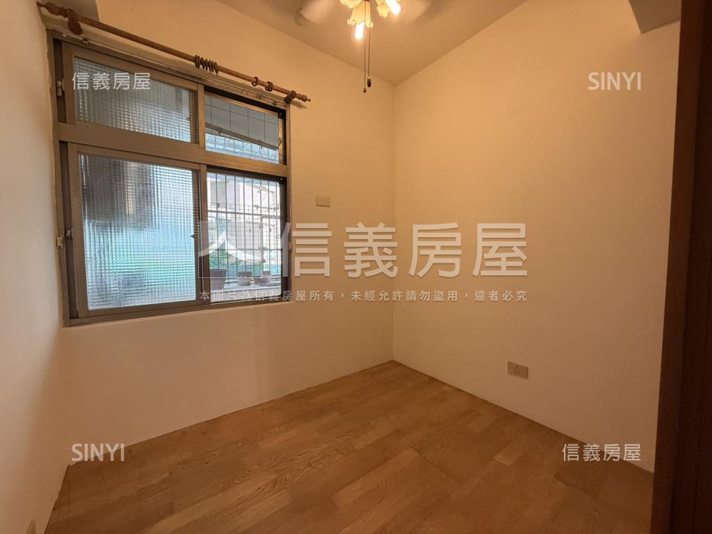 金門三街華廈讚喔房屋室內格局與周邊環境