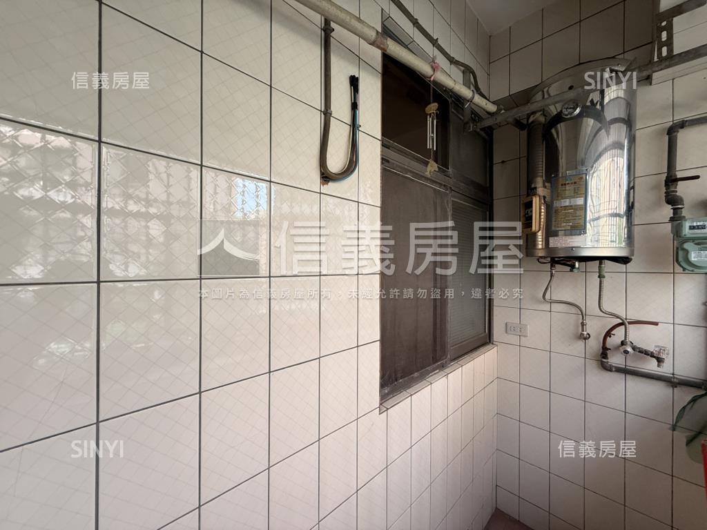金門三街華廈讚喔房屋室內格局與周邊環境