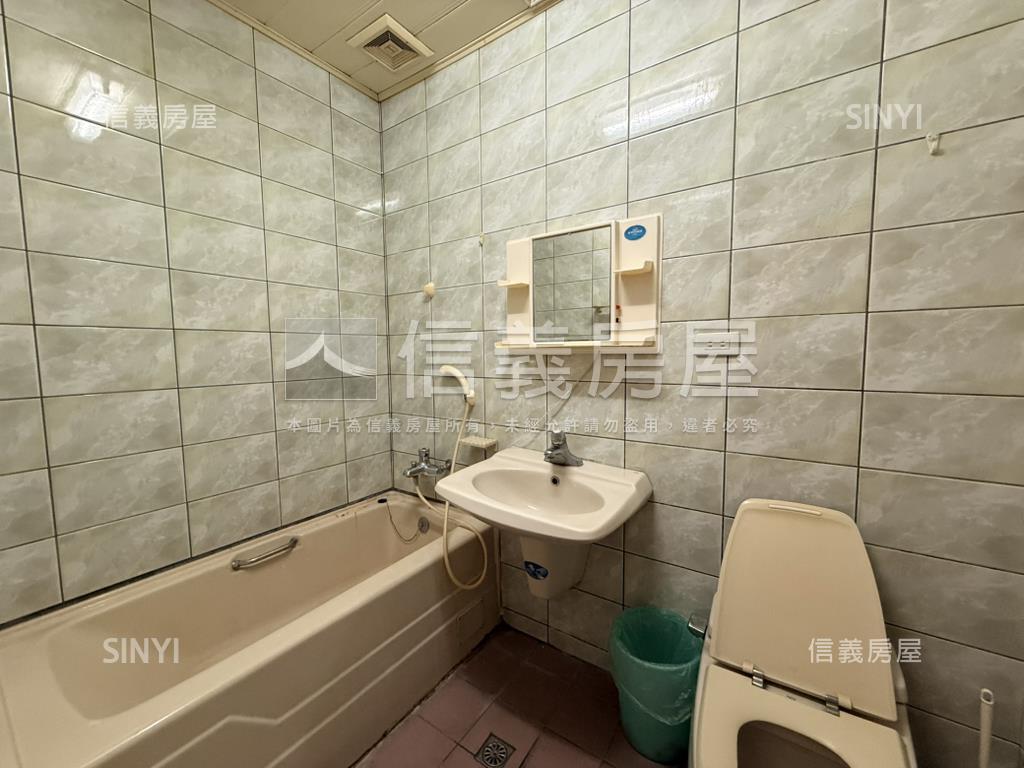 金門三街華廈讚喔房屋室內格局與周邊環境
