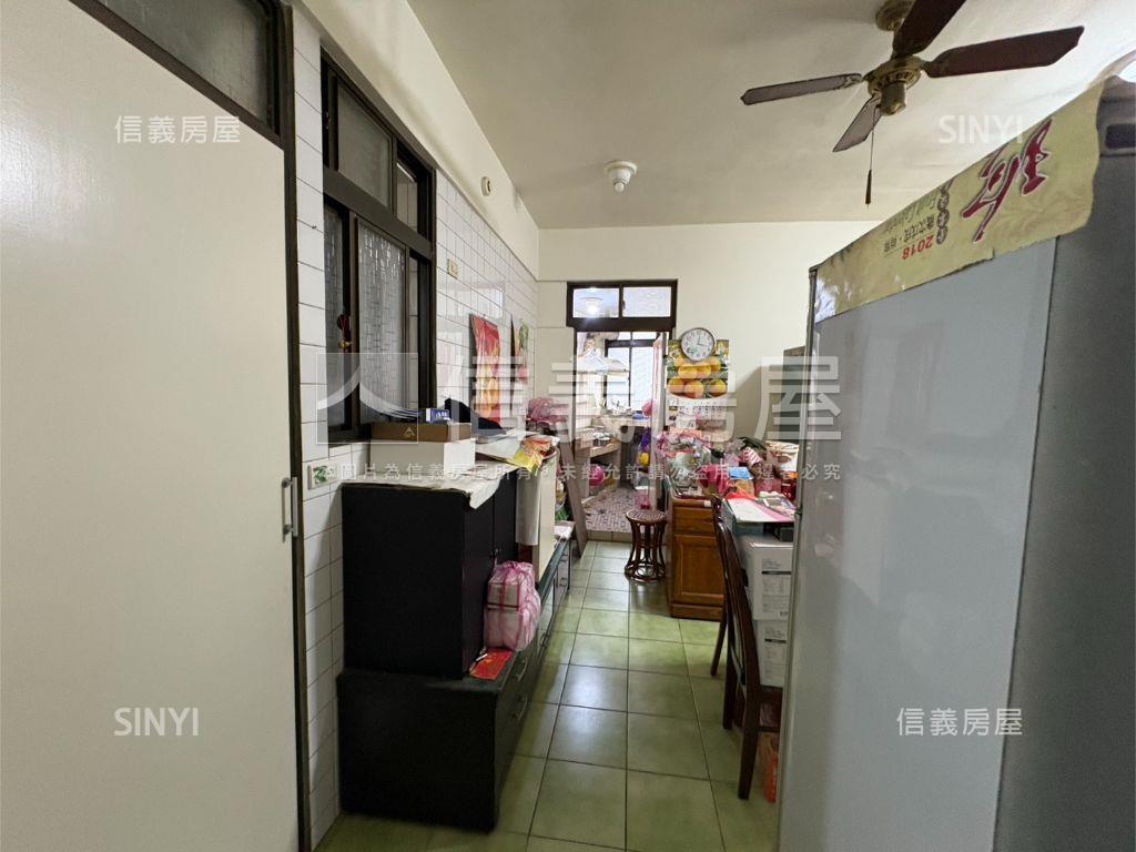 承德路靜巷黃金三樓房屋室內格局與周邊環境