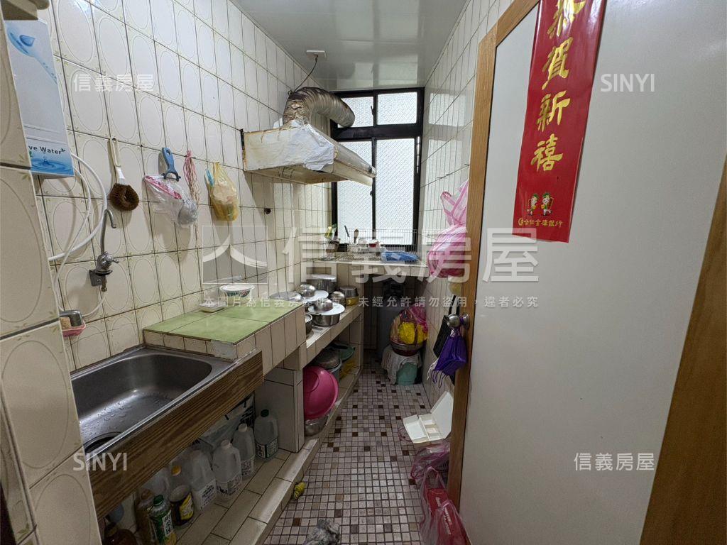 承德路靜巷黃金三樓房屋室內格局與周邊環境