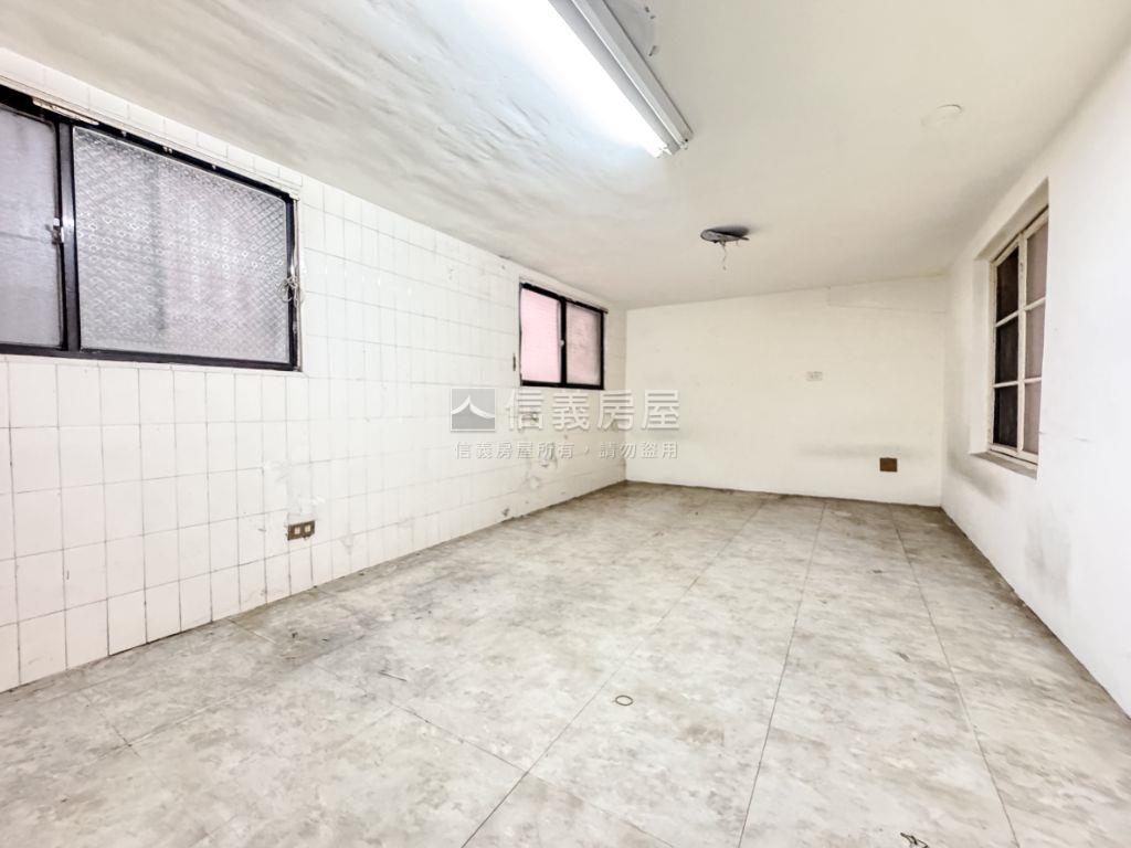 後驛高醫面寬約５米美透房屋室內格局與周邊環境