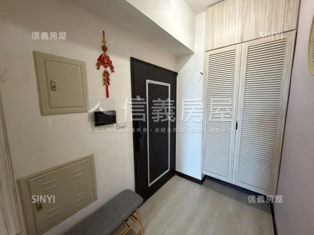 稀有閱森活景觀兩房車位房屋室內格局與周邊環境