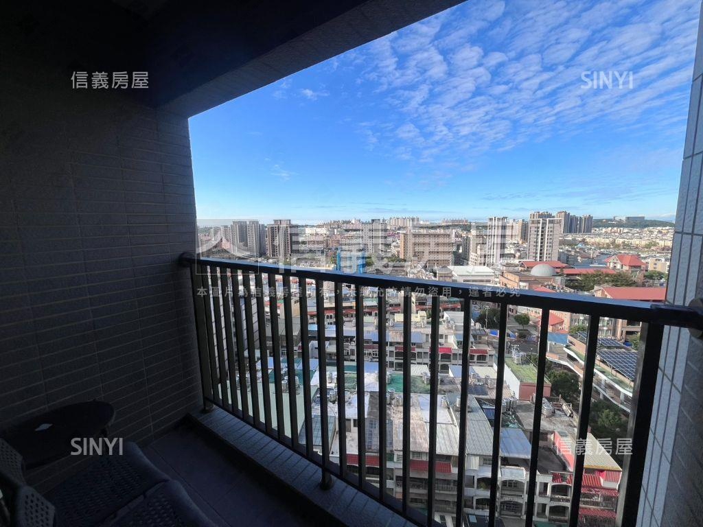 稀有閱森活景觀兩房車位房屋室內格局與周邊環境