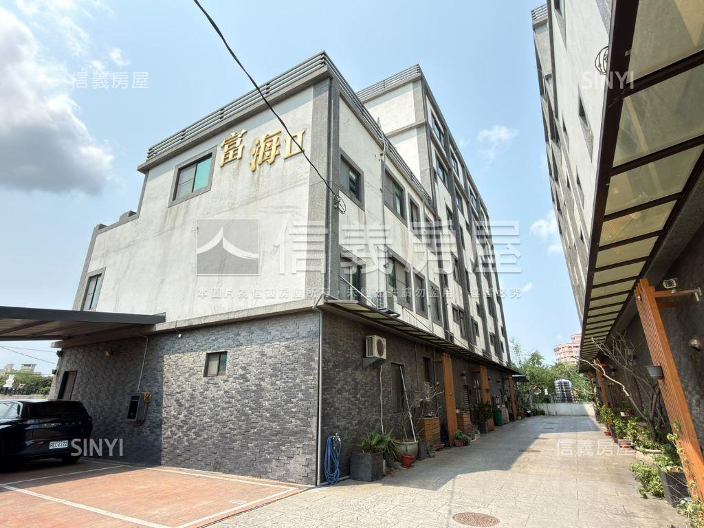 田園景觀別墅房屋室內格局與周邊環境