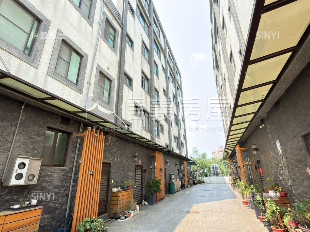 田園景觀別墅房屋室內格局與周邊環境