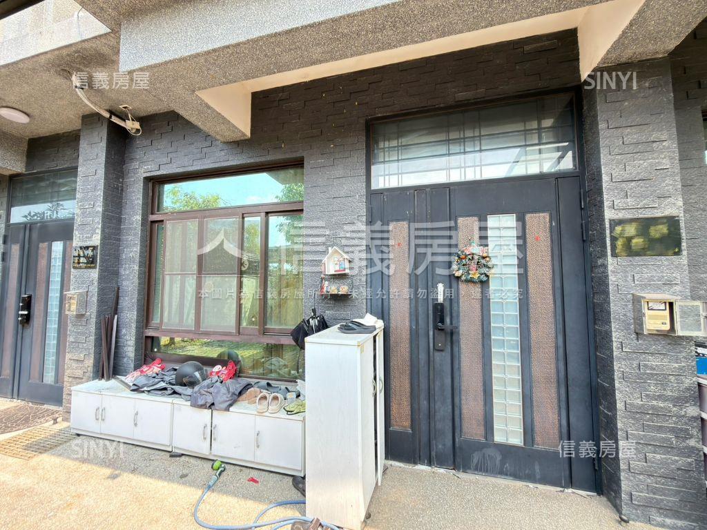 田園景觀別墅房屋室內格局與周邊環境