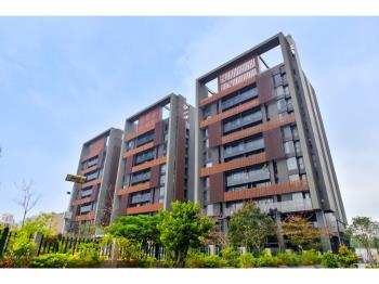 新家華．親親人子