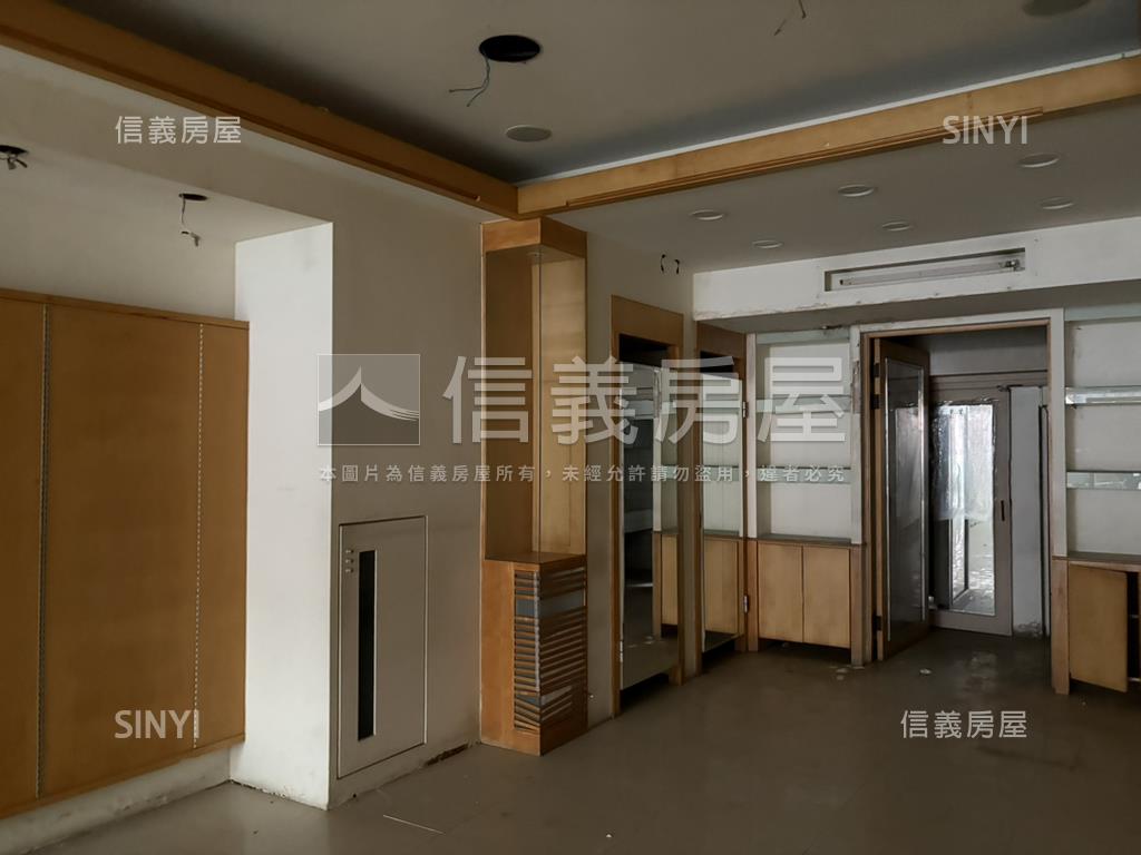 新莊老街核心金店面房屋室內格局與周邊環境
