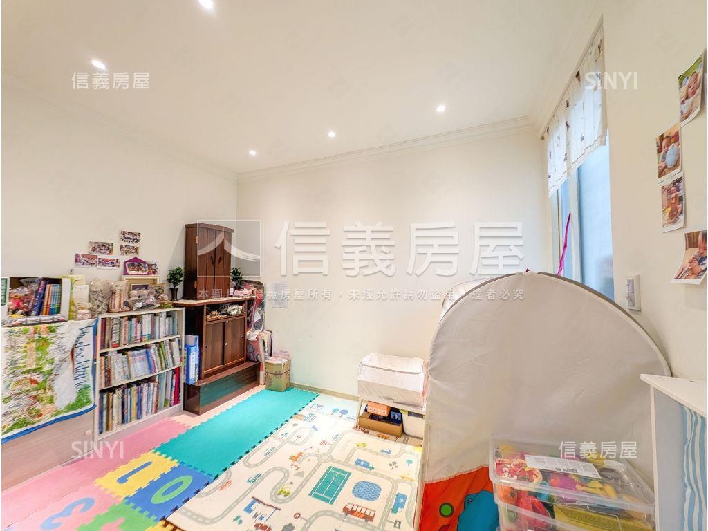 近捷運｜明亮典雅邊間美邸房屋室內格局與周邊環境