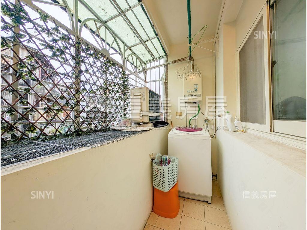 近捷運｜明亮典雅邊間美邸房屋室內格局與周邊環境