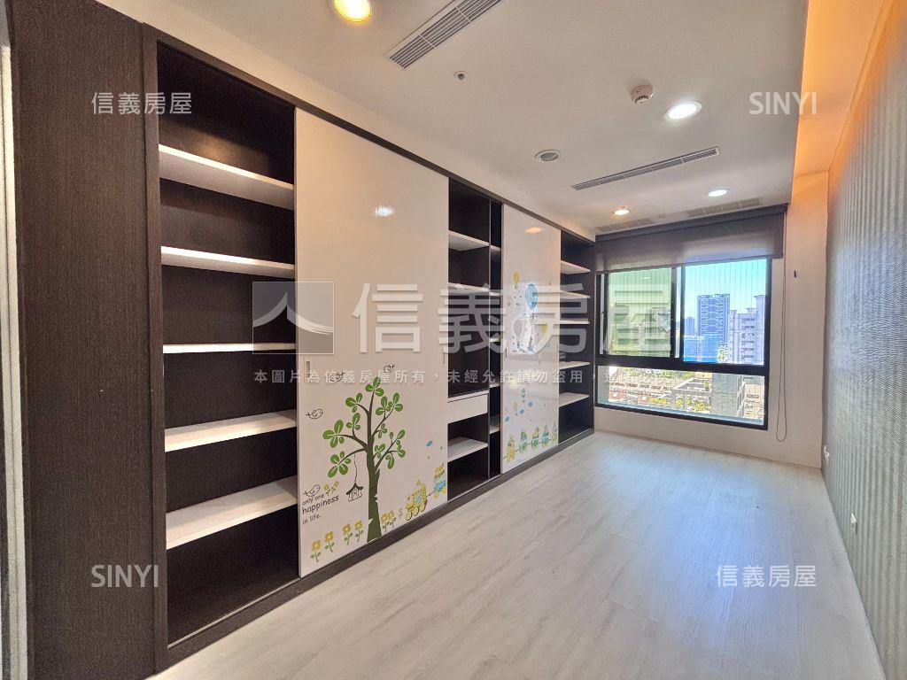 國家美術館首排雙平車房屋室內格局與周邊環境