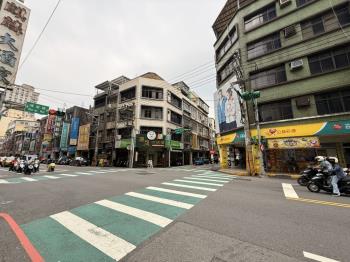 民權路公寓