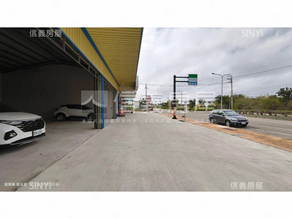 臨約三十米路嶄新店面房屋室內格局與周邊環境