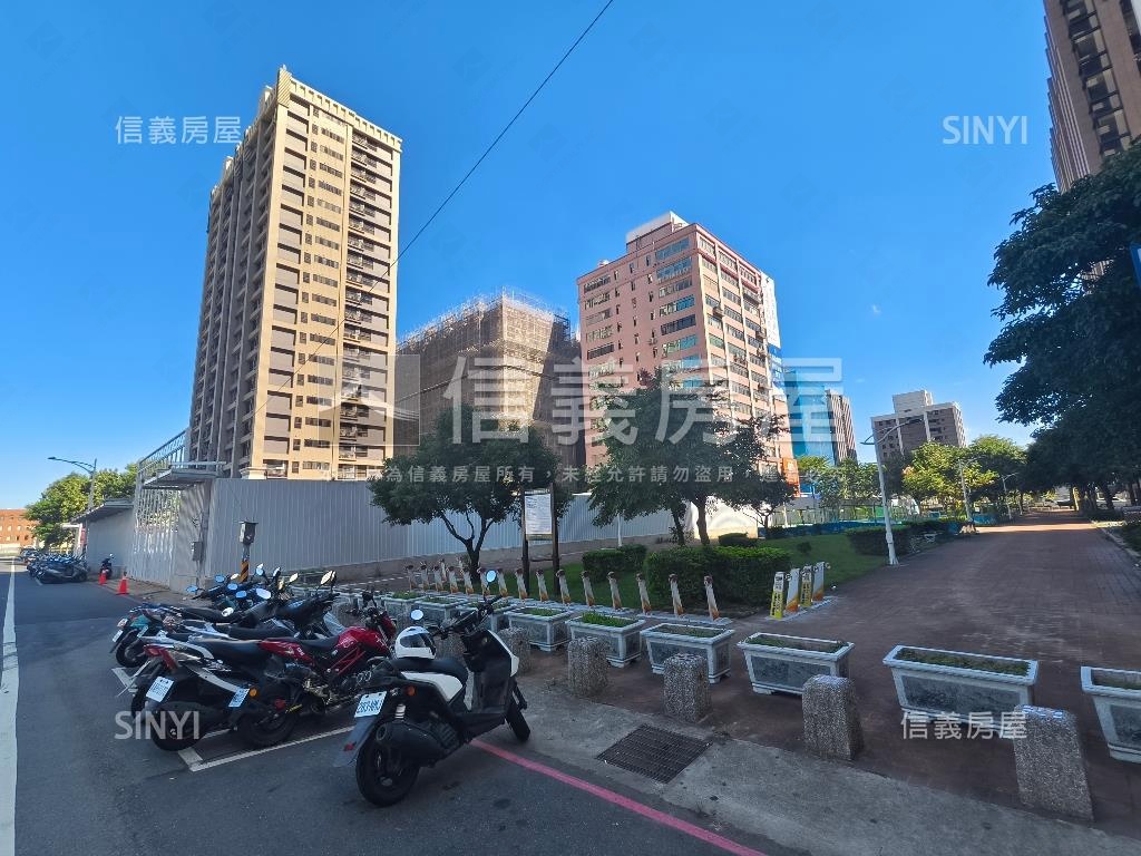 鴻築麗苑～雙衛浴兩房車位房屋室內格局與周邊環境