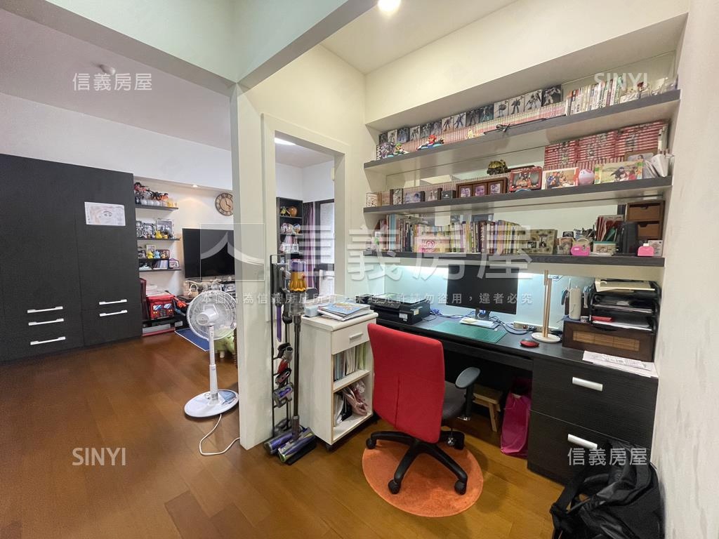 迴龍捷運鼎集裝潢美屋房屋室內格局與周邊環境
