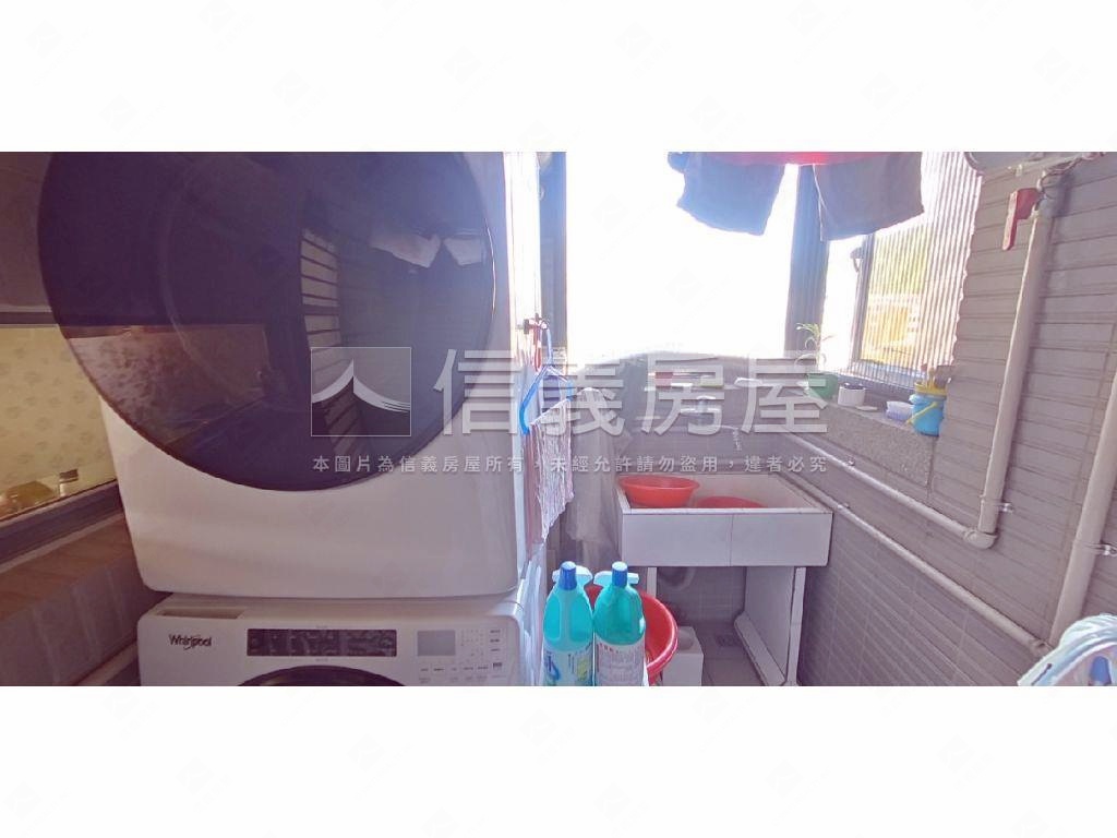 迴龍捷運鼎集裝潢美屋房屋室內格局與周邊環境