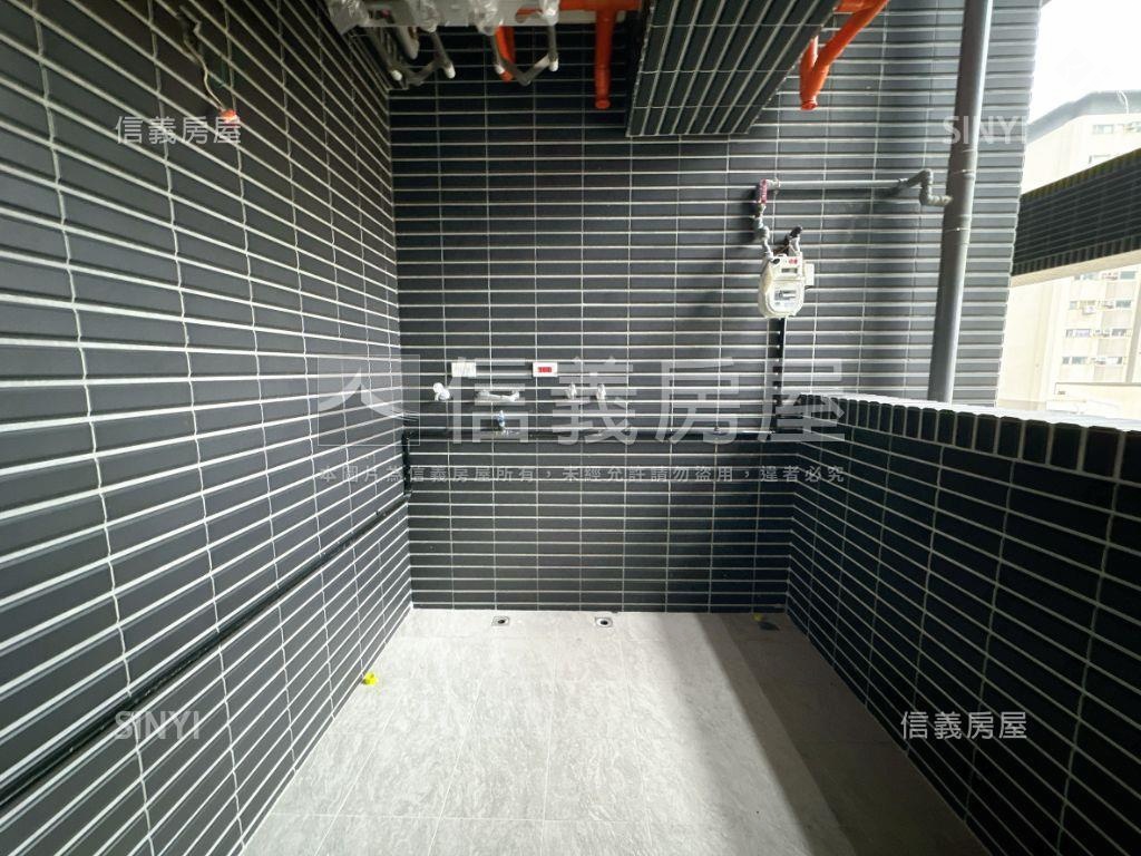 聚吉第－市中心四房雙車位房屋室內格局與周邊環境