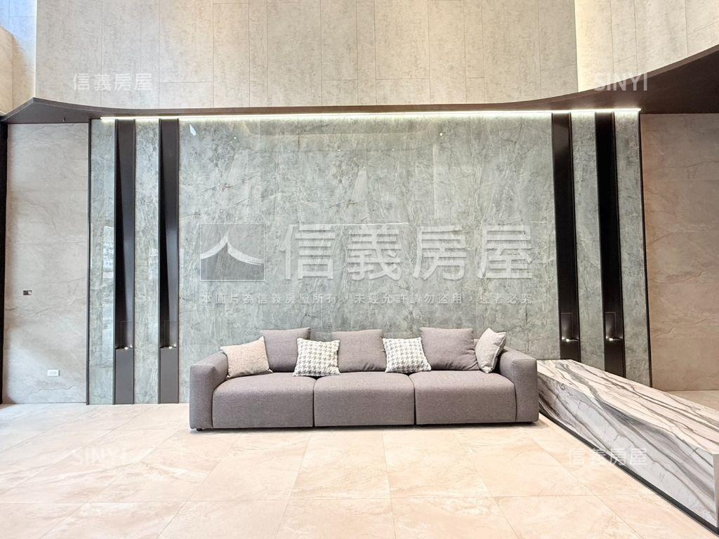 聚吉第－市中心四房雙車位房屋室內格局與周邊環境