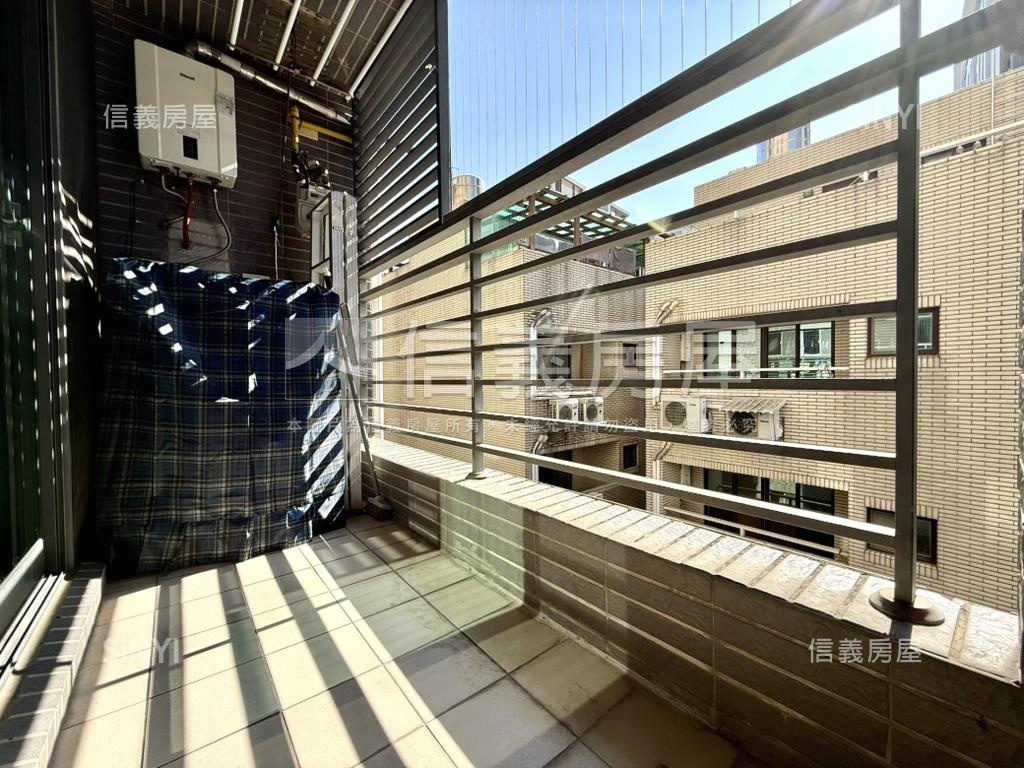 高鐵東興學區．首購大二房房屋室內格局與周邊環境