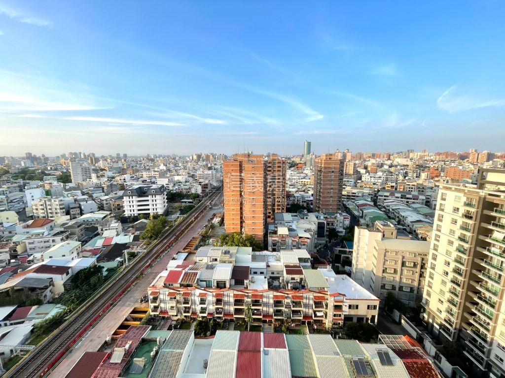 東區｜國家新境優質三房房屋室內格局與周邊環境