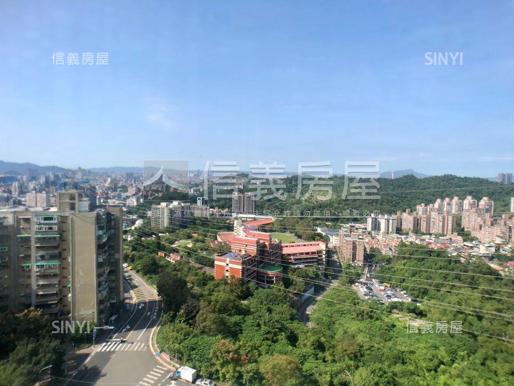 陽光明媚卡莎米亞房屋室內格局與周邊環境