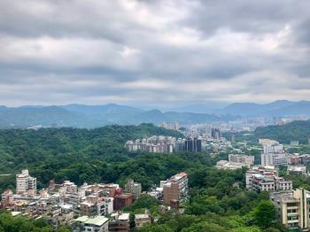 陽光明媚卡莎米亞
