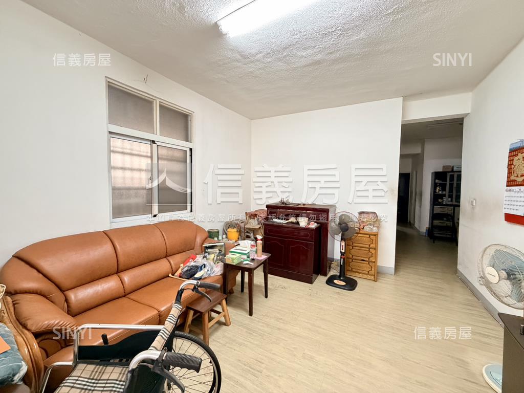 近衛武營公寓一樓房屋室內格局與周邊環境