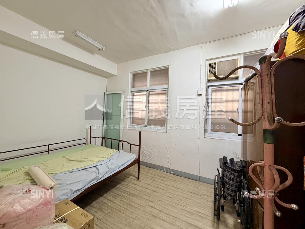 近衛武營公寓一樓房屋室內格局與周邊環境