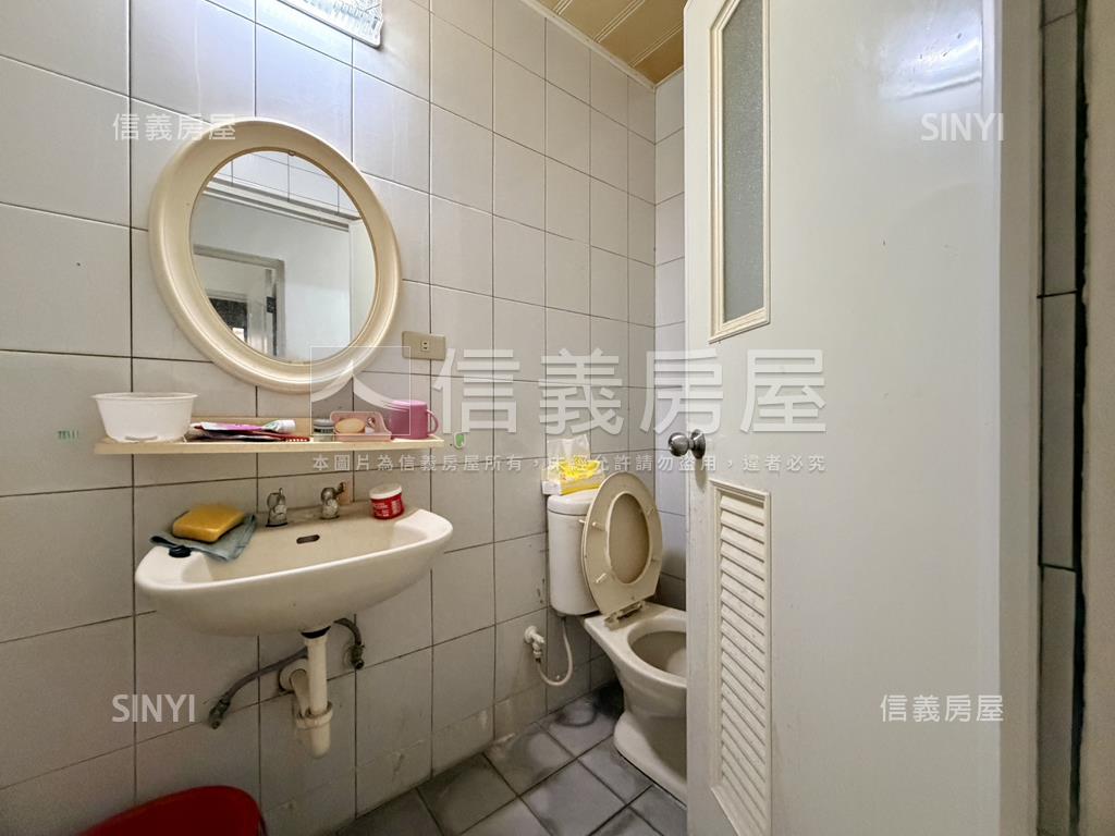 近衛武營公寓一樓房屋室內格局與周邊環境