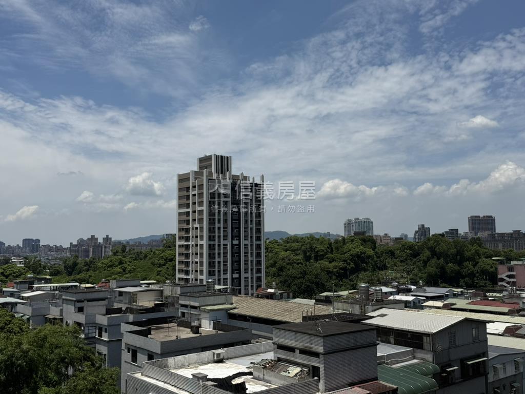 捷運學府Ｎｏ．３房屋室內格局與周邊環境