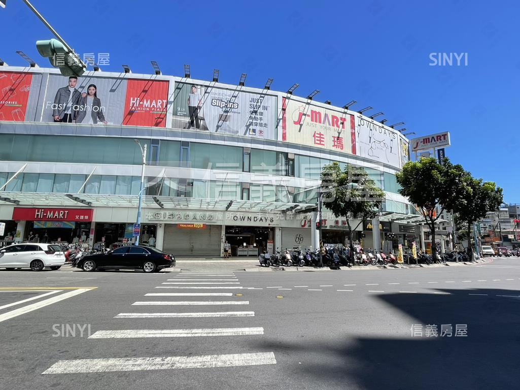 雙併電梯華廈套房房屋室內格局與周邊環境