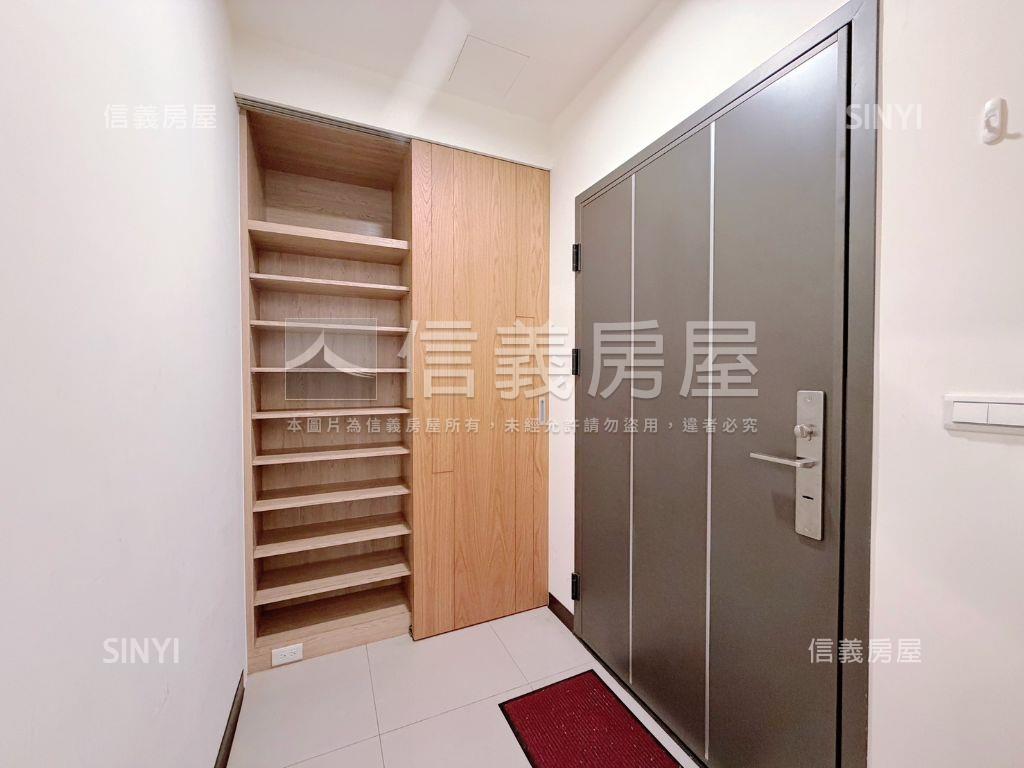 專任、高樓景觀擎天匯兩房房屋室內格局與周邊環境