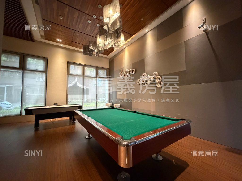 專任、高樓景觀擎天匯兩房房屋室內格局與周邊環境