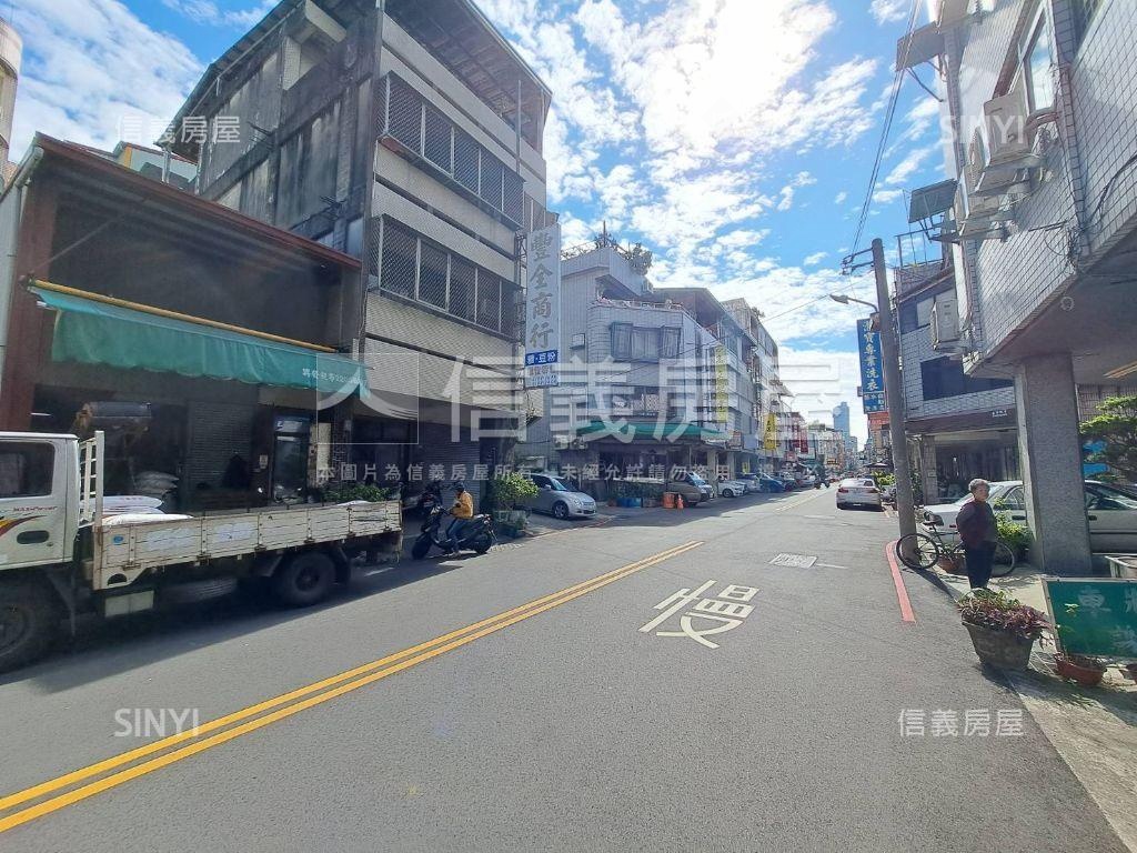 降價！公益路旁三房附車位房屋室內格局與周邊環境