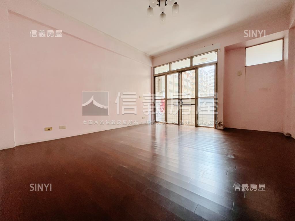 近捷運４層樓金透店！房屋室內格局與周邊環境