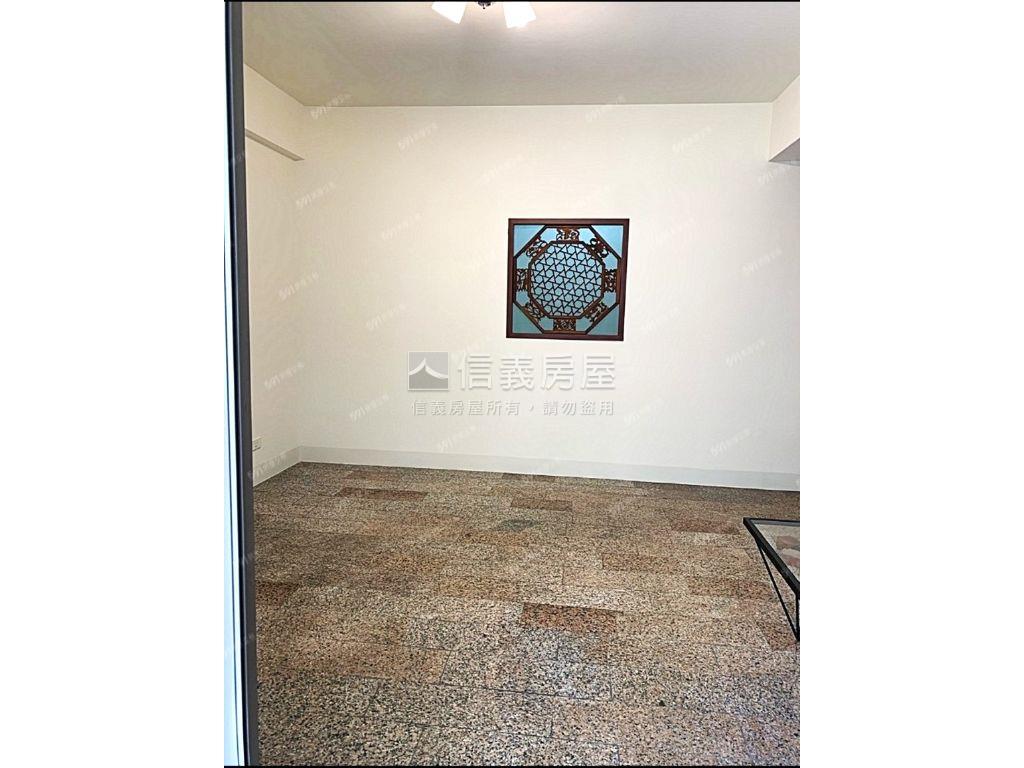低總價健身公寓１＋４房房屋室內格局與周邊環境