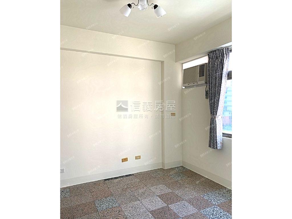 低總價健身公寓１＋４房房屋室內格局與周邊環境