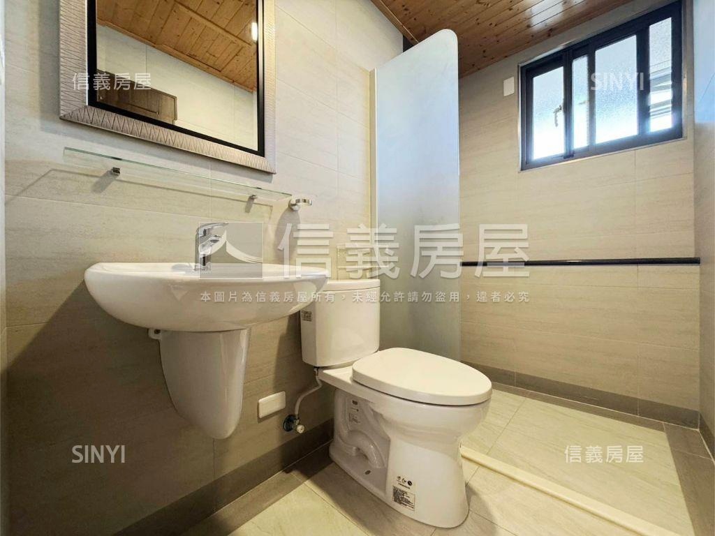 正面公園霸氣雙車美透房屋室內格局與周邊環境