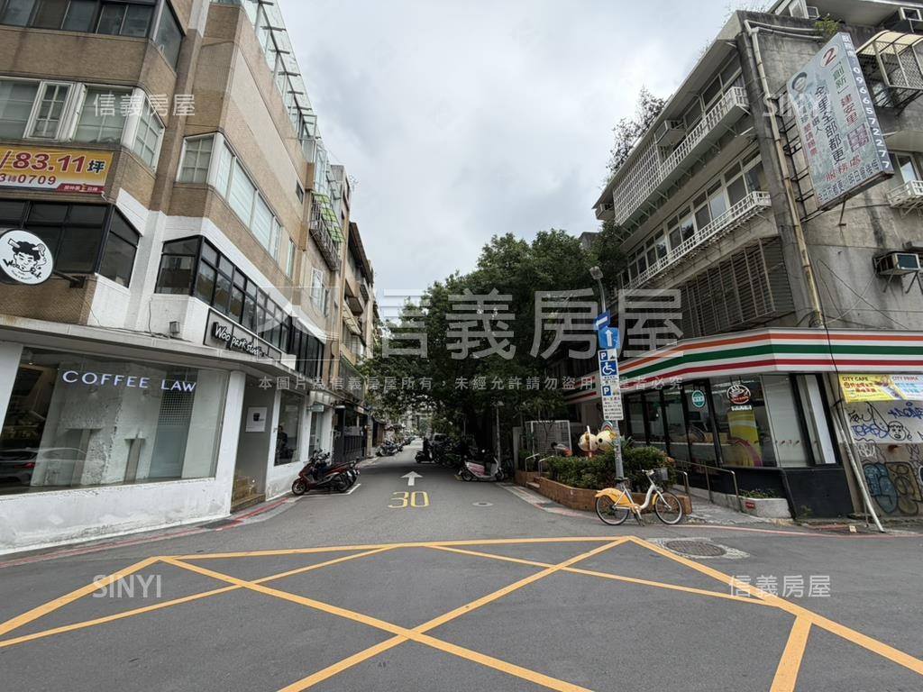 富邦藝樹１０１天際線景觀房屋室內格局與周邊環境