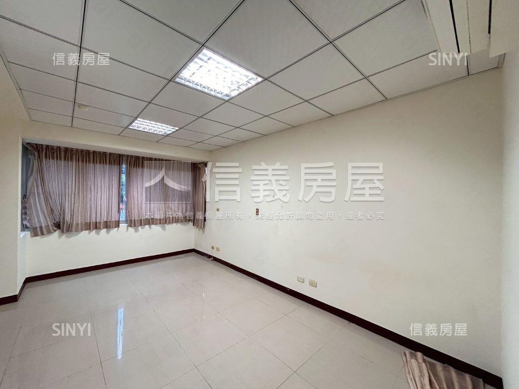 稀有釋出大四房電梯邊間房屋室內格局與周邊環境