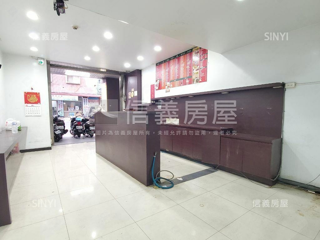 景安黃金傳家店面房屋室內格局與周邊環境