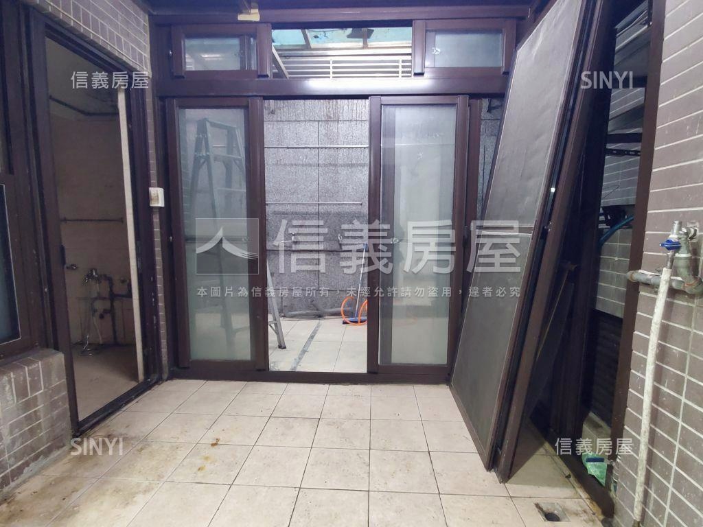 景安黃金傳家店面房屋室內格局與周邊環境