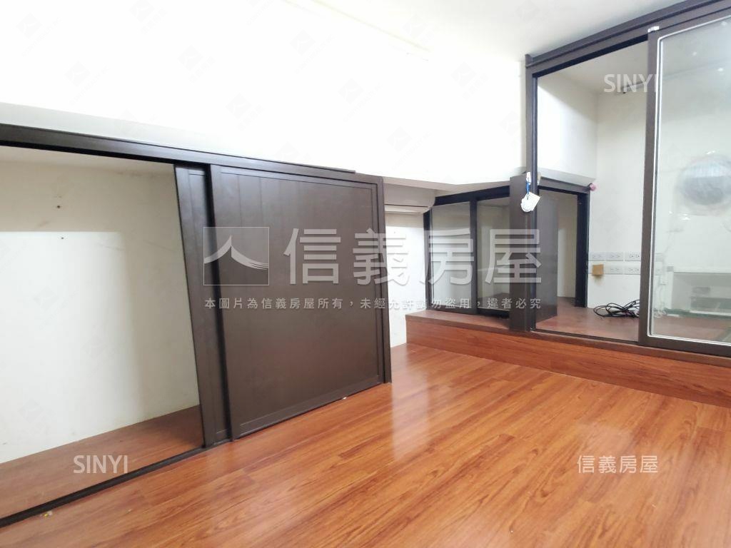 景安黃金傳家店面房屋室內格局與周邊環境