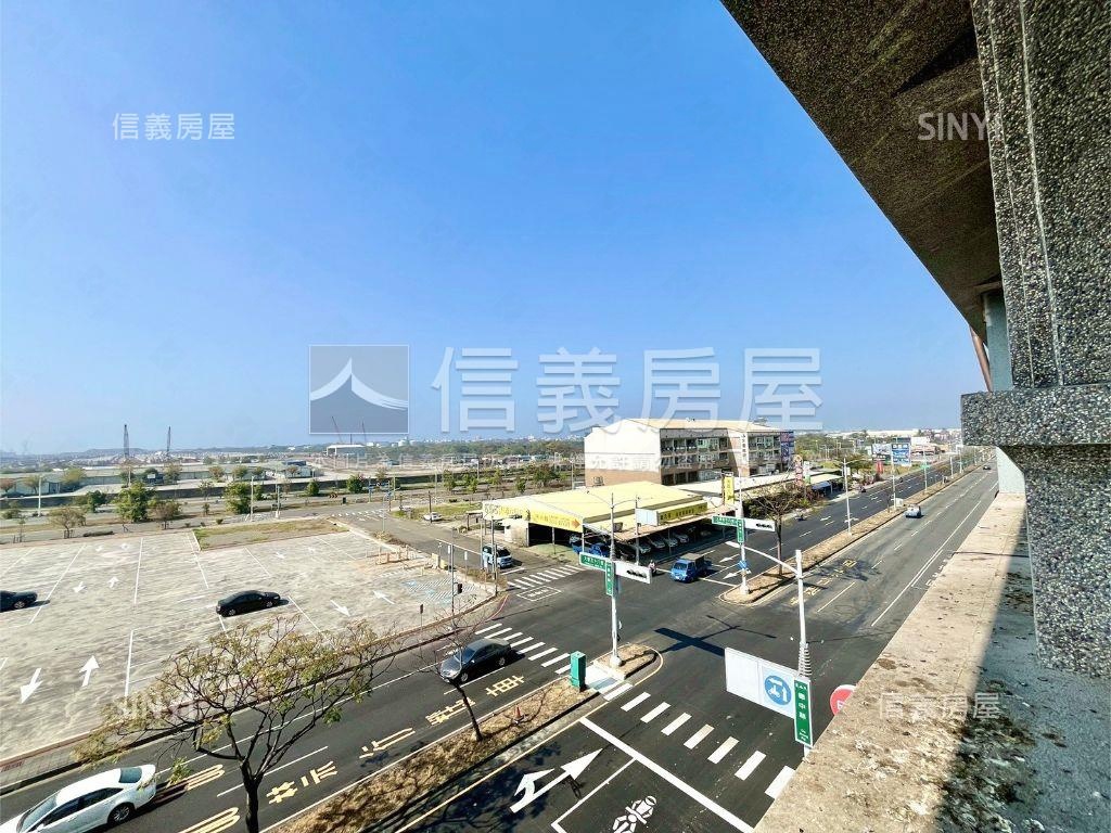 未來鄰近星巴克麥當勞金店房屋室內格局與周邊環境